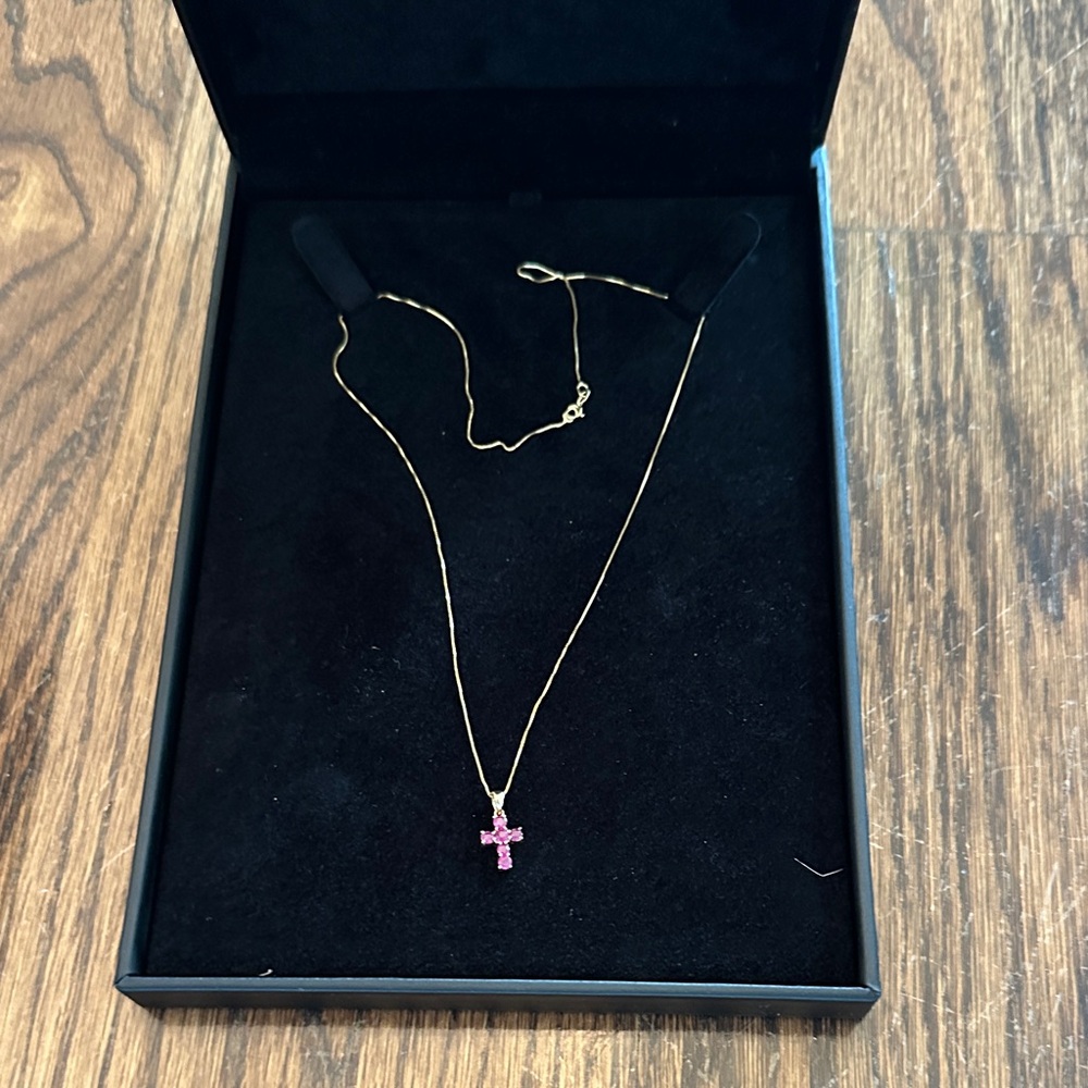 Dainty 14k 18 inch chain with 14k 6 (2.5mm)Natural Rubies total of .15ct